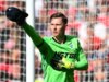 Dean Henderson: Estrela do Crystal Palace paga £ 1.000 em bebidas em pub para fãs exultantes