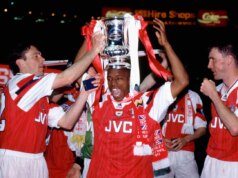 Arsenal relançará package icônico dos anos 90 como parte de coleção retrô