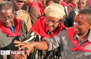 Prisões, acusações e discussões – a família Mugabe depois de perder o poder