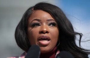 Guarda de segurança da deputada americana Jasmine Crockett supostamente morta a tiros pela polícia