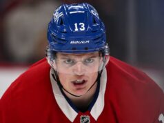 O estado do curso de 50 partidas de Cole Caufield com 11 partidas por jogo