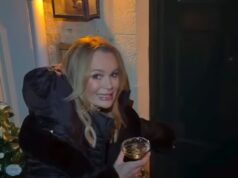 Amanda Holden surpreende o coro agrícola Britain’s Obtained Expertise de Jeremy Clarkson ao aparecer na festa de exibição do pub para celebrar o momento emocionante da campainha dourada