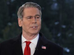 Guerra do Irã: Marinha dos EUA escoltará navios através do Estreito de Ormuz assim que ‘militarmente possível’, disse Bessent à Sky Information