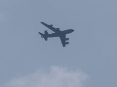 EUA lançam esforços de resgate após queda de avião de reabastecimento militar sobre o Iraque