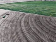 A escassez de fertilizantes induzida pelo Irã ameaça os republicanos nos estados agrícolas antes das eleições intercalares