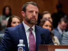 ‘Adorei lutar’: vídeos chocantes do chefe do DHS, Markwayne Mullin, provocam reações adversas, os internautas o chamam de ‘inqualificado’