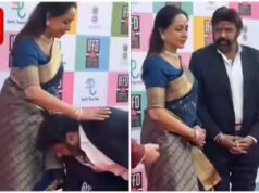 Nandamuri Balakrishna toca os pés de Hema Malini