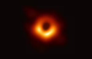 Astrônomos estão capturando vídeo de um buraco negro pela primeira vez