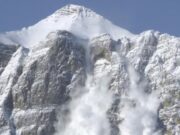 Tempestade quente aumentando o risco de avalanche em BC durante um mês historicamente mortal