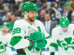 ‘Tive que me olhar no espelho’: Por que a culpa de Matthews ainda está afetando Maple Leafs