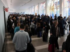 25/03: A comida para viagem com o Main Garrett