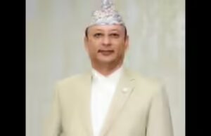 Depois do ex-primeiro-ministro do Nepal, Oli, o ex-ministro Deepak Khadka foi preso em protestos da Geração Z