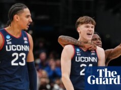A emocionante vitória de UConn sobre Duke provou que os confrontos de sangue azul estão vivos e bem