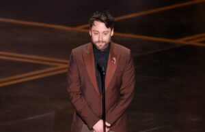 Kieran Culkin dispara um golpe de quatro palavras em Sean Penn por ter perdido a vitória do Oscar, conforme explicação da ausência