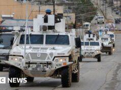 Soldados da paz mortos em explosão na estrada no Líbano, segundo relatório inicial