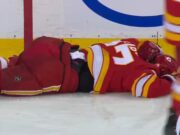 À VOIR: uma mise en échec extrêmement perigosa de AJ Greer