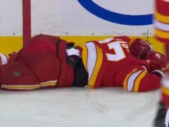 À VOIR: uma mise en échec extrêmement perigosa de AJ Greer