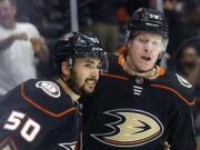 Les Maple Leafs rappelou Benoît-Olivier Groulx antes de enfrentar o CH