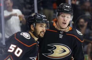 Les Maple Leafs rappelou Benoît-Olivier Groulx antes de enfrentar o CH