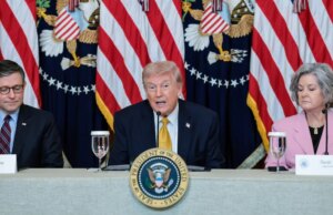 Assista ao vivo: Trump dá atualizações sobre a guerra no Irã antes da reunião do conselho do Kennedy Middle