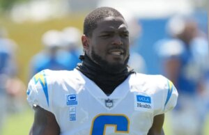 Relatório: Chargers assinarão novamente com LB Denzel Perryman em contrato de 1 ano