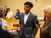 Ole Miss QB Trinidad Chambliss supera grande obstáculo de elegibilidade