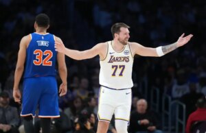 Luka Doncic, do Lakers, multado em US$ 50 mil por gesto em relação aos árbitros