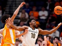 Vanderbilt vence o rival Tennessee pela segunda vez na semana
