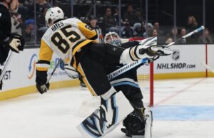 Perdendo 2 pontos mais cedo, Penguins se recuperam para manter Mammoth cambaleando