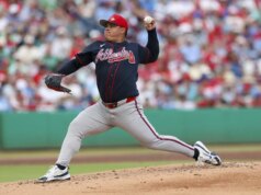 Rebater continua a ser um problema para os A’s contra o forte arremessador Braves