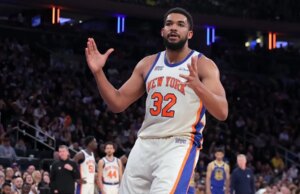 Resumo da NBA: Knicks voltam dos 21 para os melhores Warriors