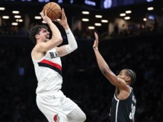 Blazers cruzam para vitória fio a fio sobre Nets em dificuldades