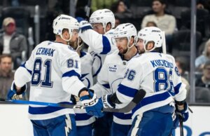 Resumo da NHL: Nikita Kucherov (3 G, 2 A) conduz Lightning além de Kraken