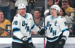 Karel Vejmelka e Mammoth dominam Knights no shutout
