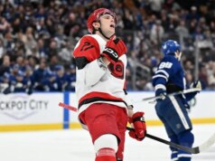 Furacões se esforçam para aumentar a liderança sobre os pinguins na região metropolitana