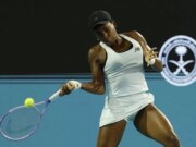 Coco Gauff se recupera para vencer pelo segundo dia consecutivo no Miami Open