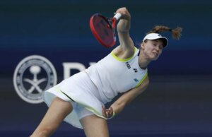 Elena Rybakina derrota Jessica Pegula e chega às semifinais do Miami Open