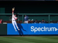 Cardinals igualam a revolta de Rays na sexta entrada com a sua própria e vencem por 9-7