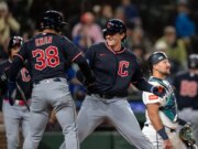 Chase DeLauter dos Guardiões pretende aumentar a barragem de homers contra Mariners