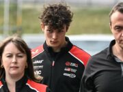 F1: o primeiro acidente da temporada provoca polêmica nos novos motores híbridos