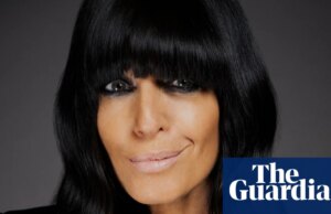 Claudia Winkleman apresentará novo chatshow da BBC