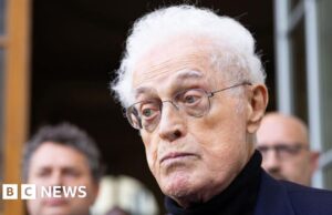 Ex-primeiro-ministro socialista da França, Lionel Jospin, morre aos 88 anos