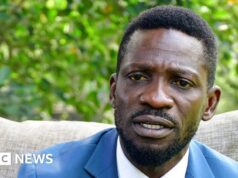 Líder da oposição ugandesa vai para o estrangeiro depois de dois meses escondido