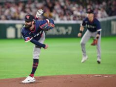 Um eletricista que domina os vedettes, os gars de Laval que dominam o Canadá, os americanos que ont l’air fous: c’est fou tout ce qui se passe à la Classique mondiale de baseball