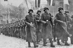 Nazistas homenageados na capital do país da UE