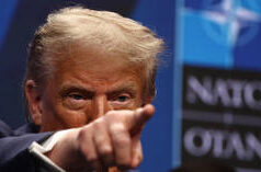 Trump pega primeiro-ministro japonês desprevenido com comentário surpresa sobre Pearl Harbor (VÍDEO)