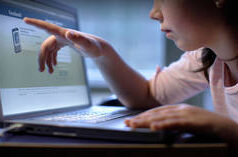 Dono do Fb e Instagram permitiu exploração sexual infantil