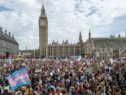 Membros trans recebem prazo para sair das escoteiras britânicas