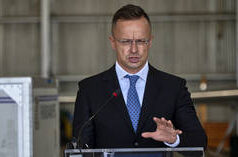 Alto funcionário da UE repreende Zelensky pela ameaça de Orbán