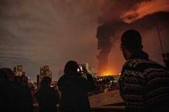 Trump compartilha esquete cômico zombando de Starmer (VÍDEO)